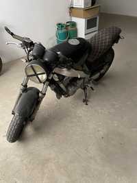 Honda Hawk 650cc