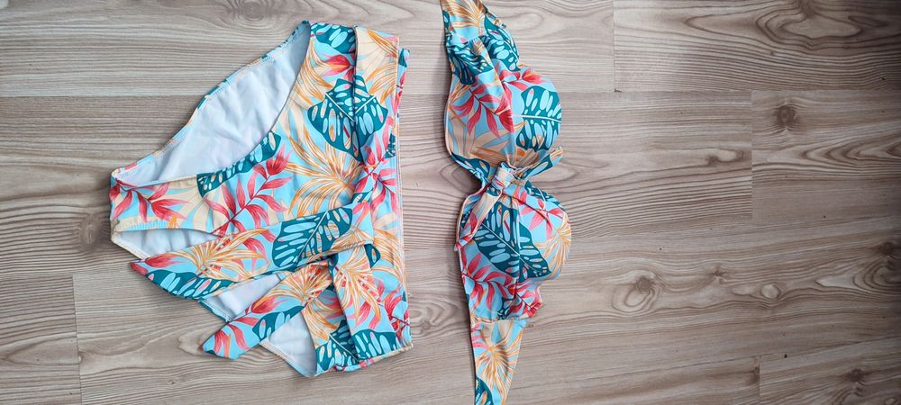 Kostium kąpielowy damski