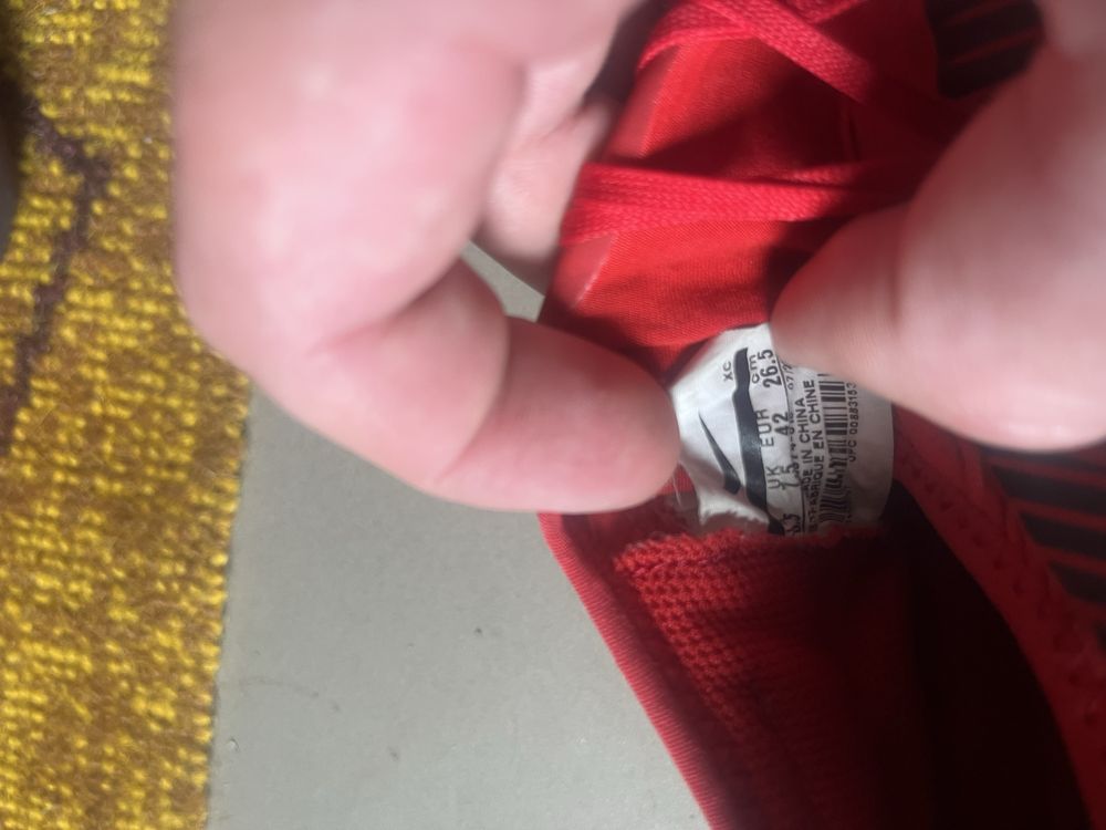 Продам сороконіжки футзалки Nike