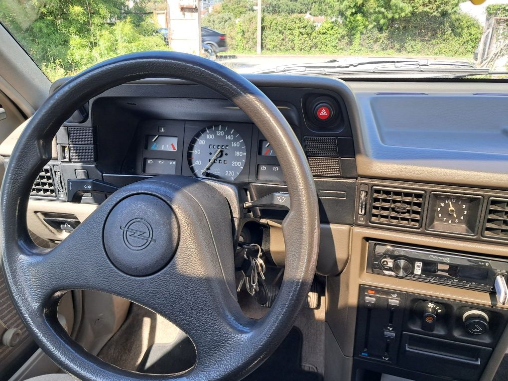 Opel kadett 1.1 ano 1990