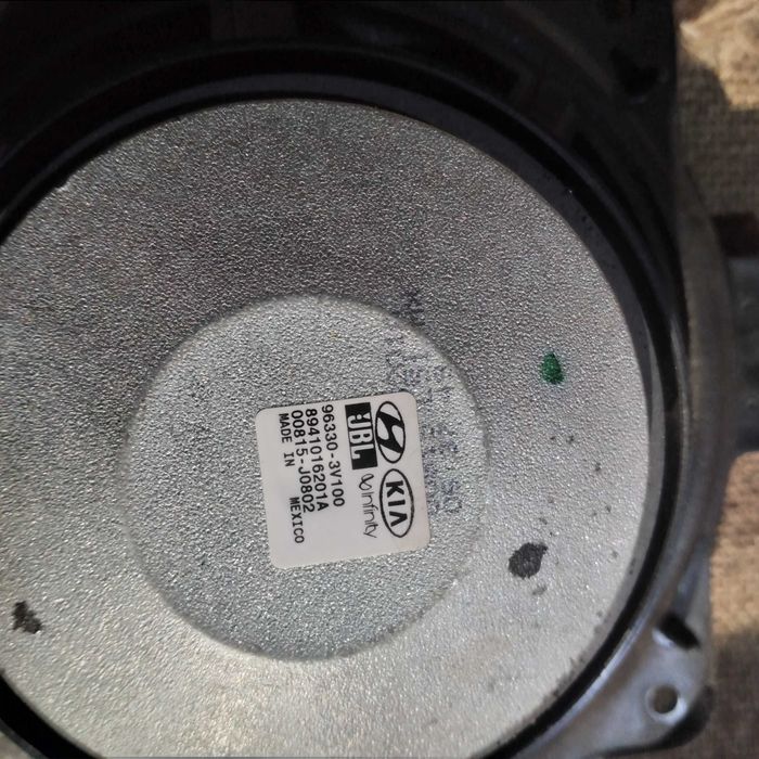 продам дінамік GBL   от KIA Sorento