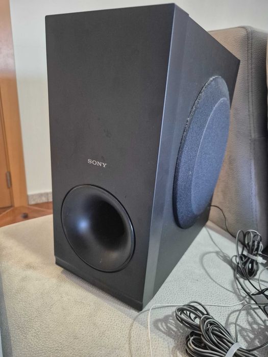 Home cinema sony dav tz140