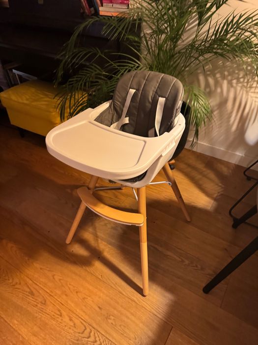 Fotelik do karmienia