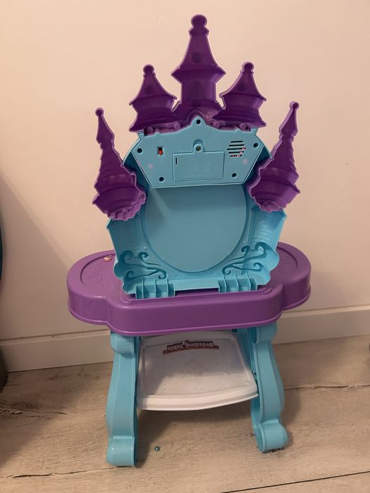 Toaletka dla dzieci elza zamek świecaca grajaca Moya Mia