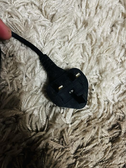 Toshiba 19v блок живлення, зарядка для ноутбука