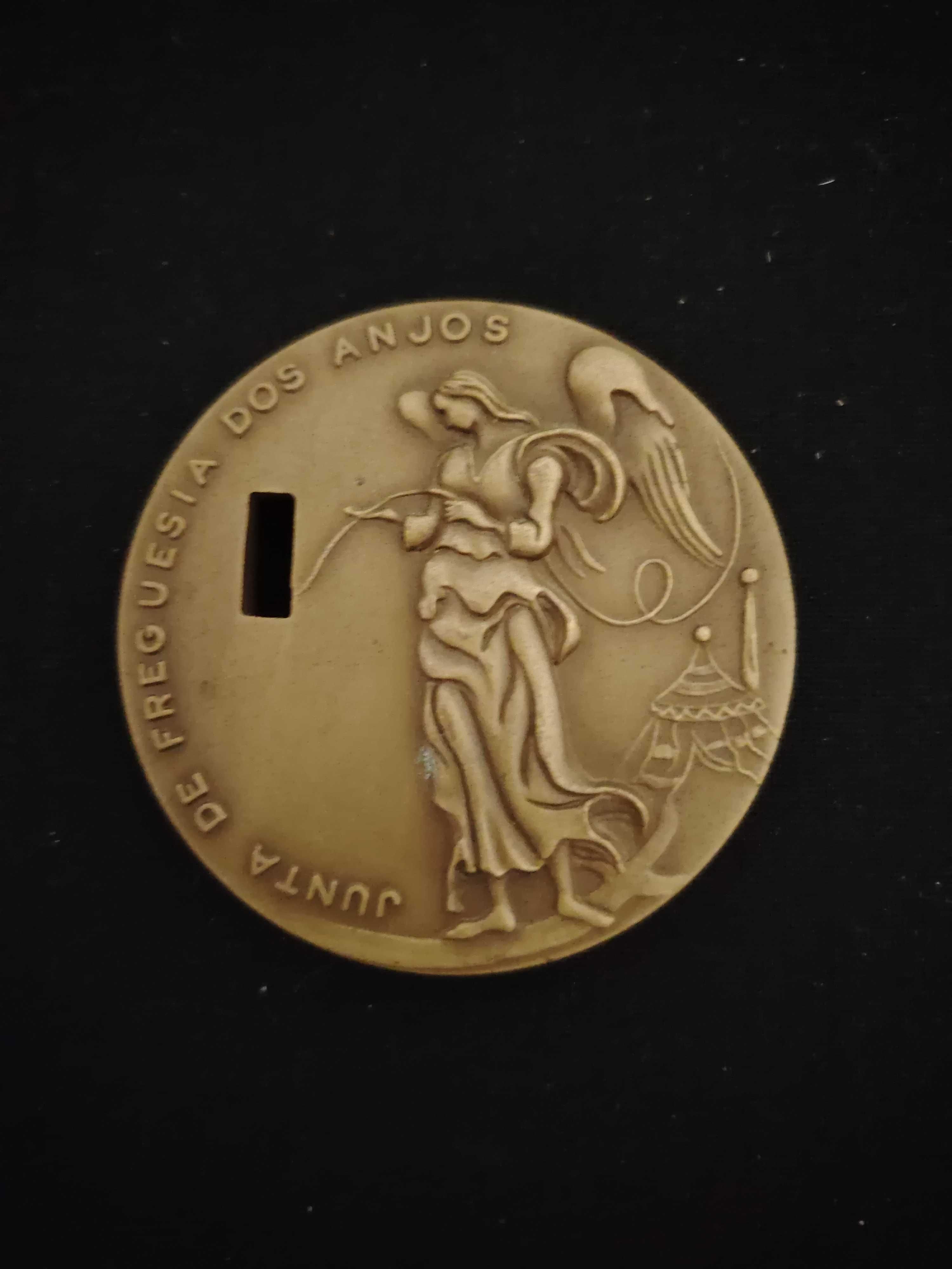 Medalha 1997 - Junta de Freguesia dos Anjos