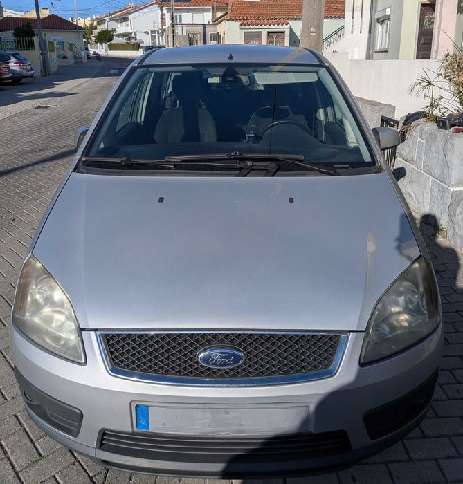 Ford C-Max 1.6 TDCi Ghia | Familiar Espaçosa e Económica