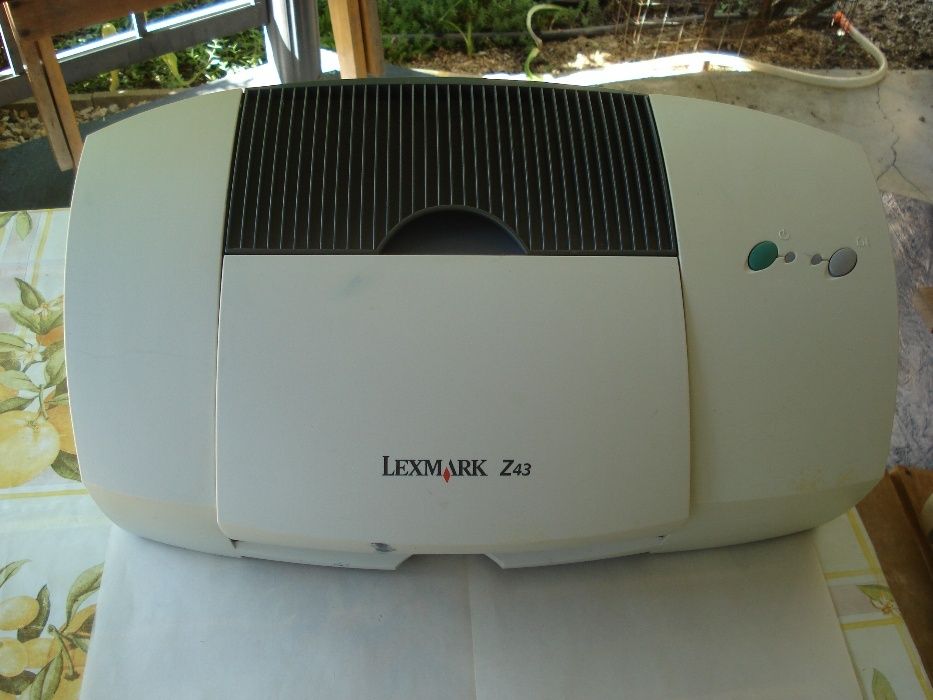 Продам цветной принтер. LEXMARK Z43