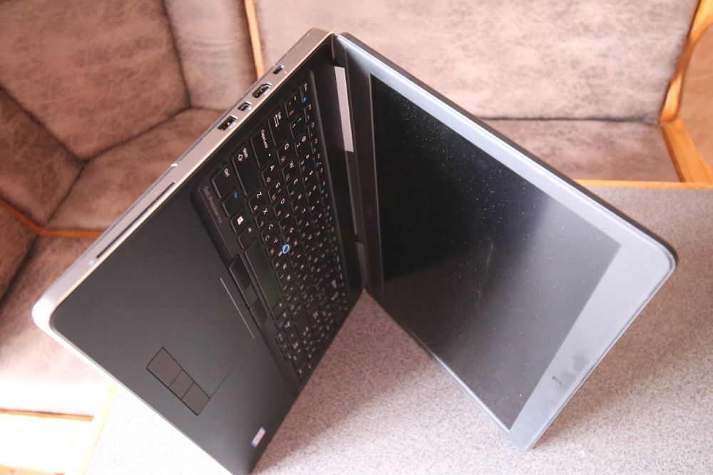 Реально IPS 15,6 Dell Precision m7510 i7mQ. RAM-16Gb.SSD-256G FHD An