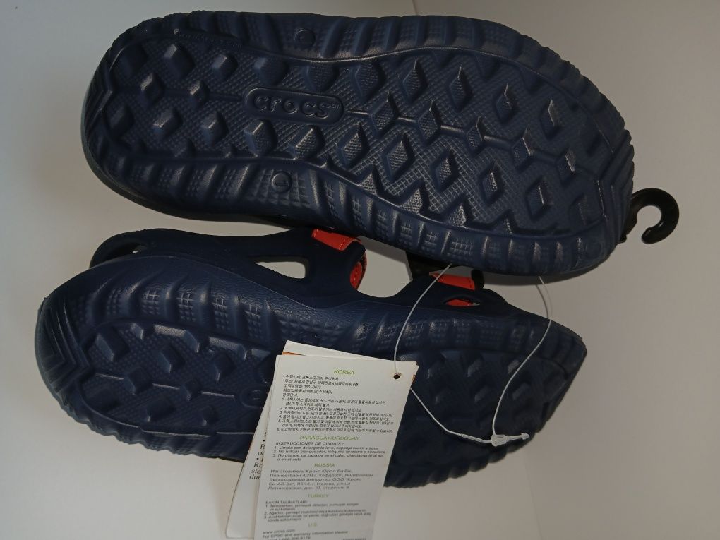 Sandały Crocs J1