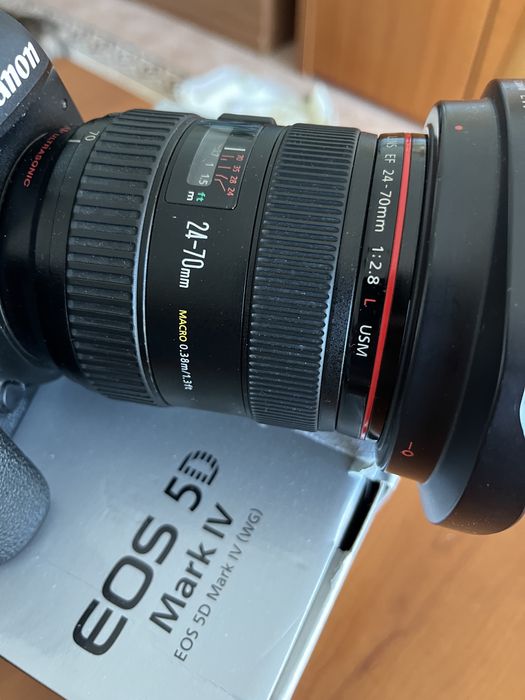 Canon 5D Mark IV (estado impecável!!)