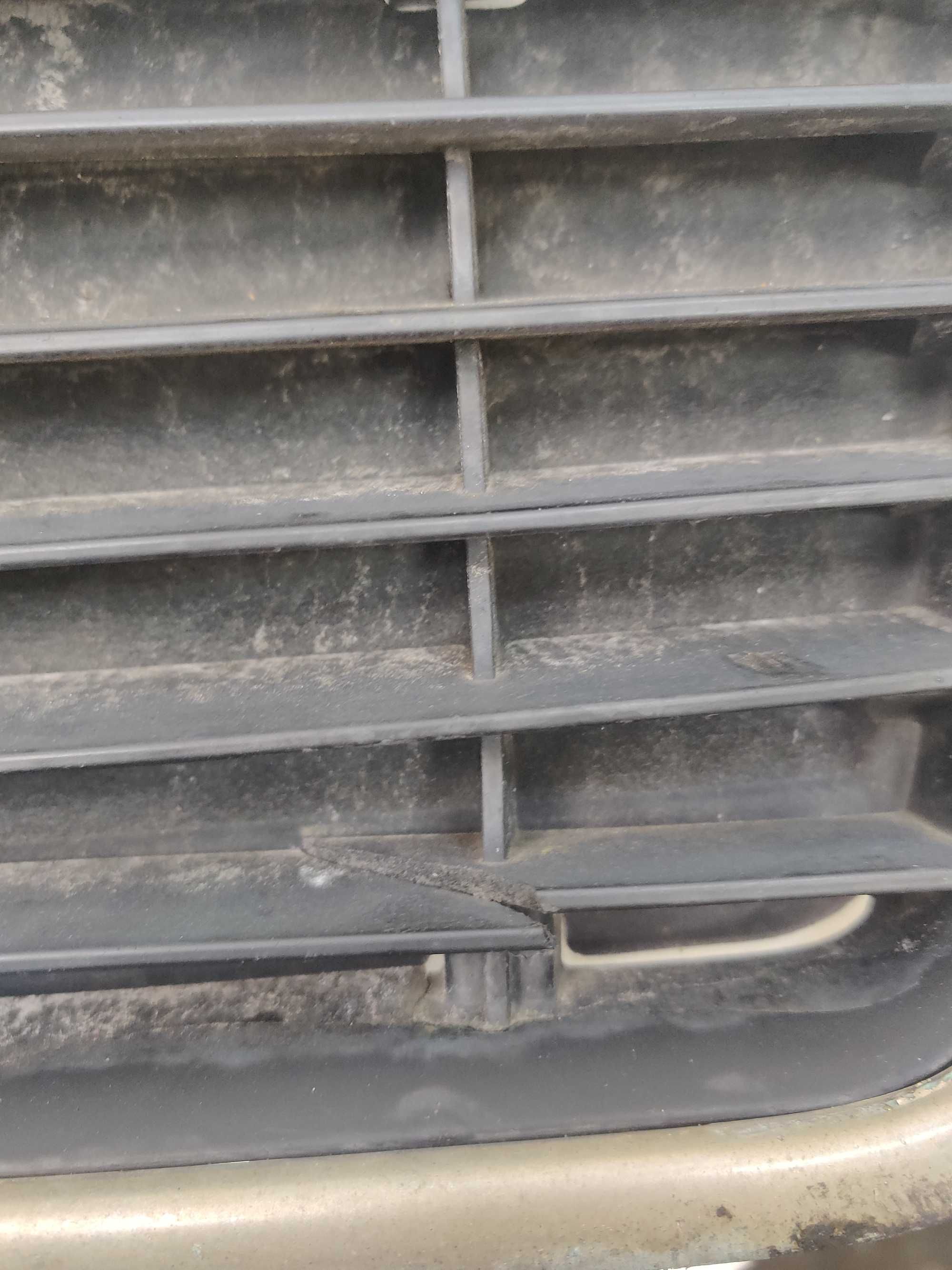 Grill Atrapa Audi 80 B4
