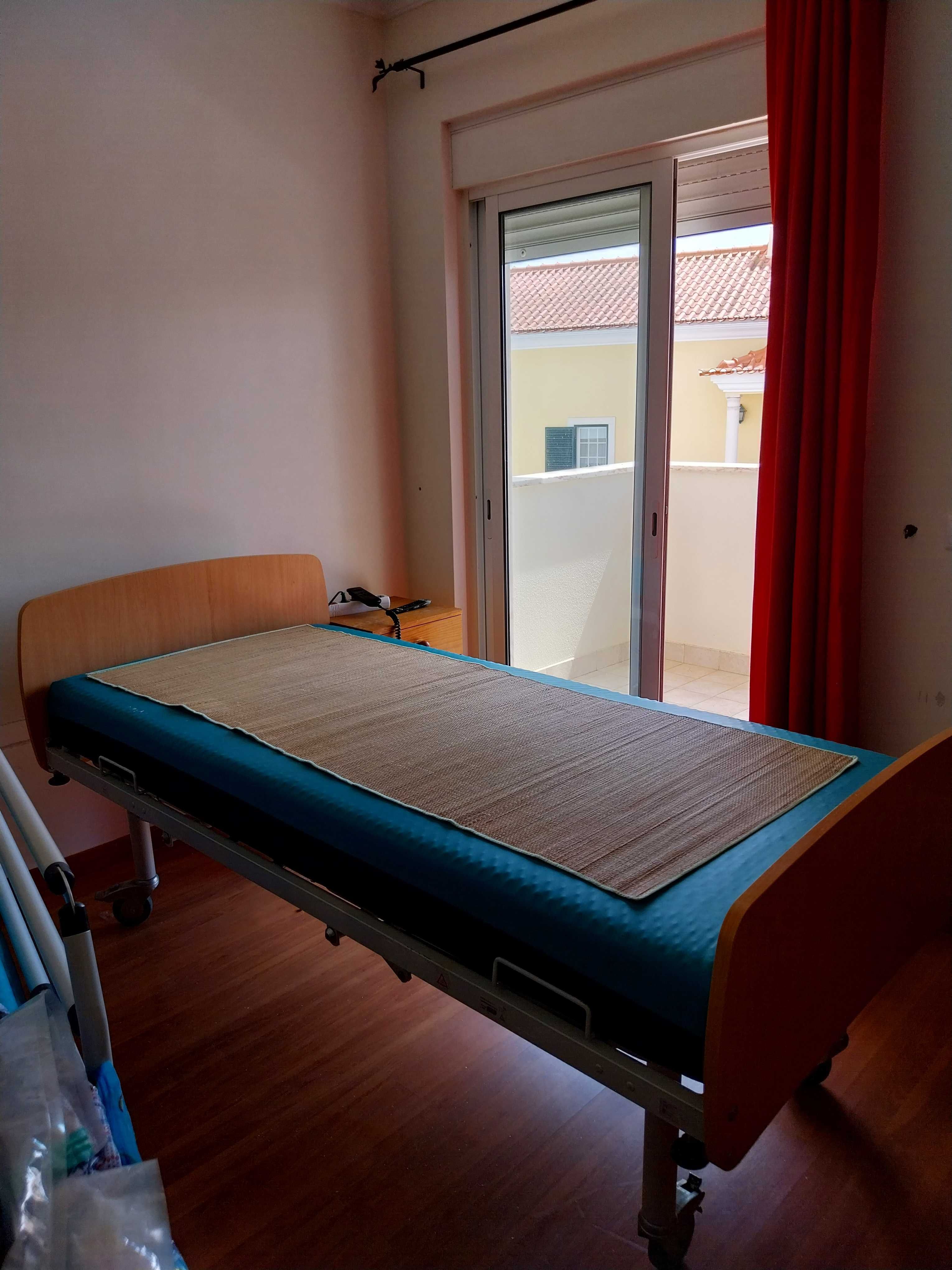 Cama articulada elétrica JMS - Hospitalar