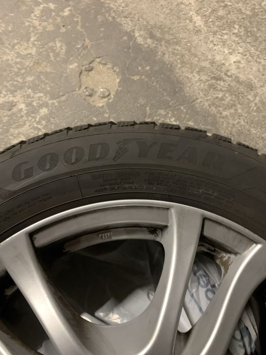 Goodear opony zimowe 195/60R16