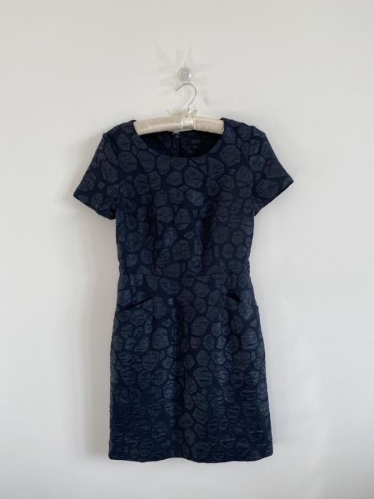 нова сукня COS