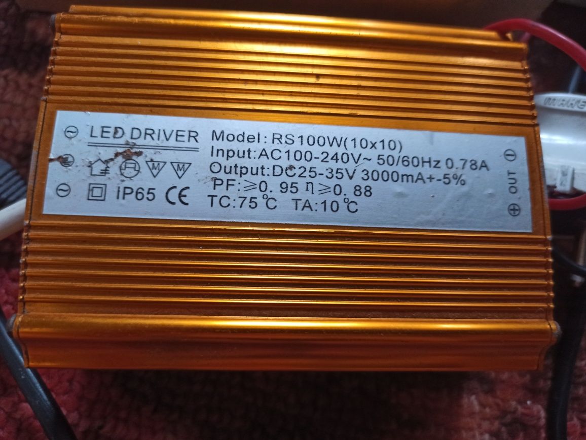 Блоки питания Mean Well-LPV-100-12,60-12,18-12