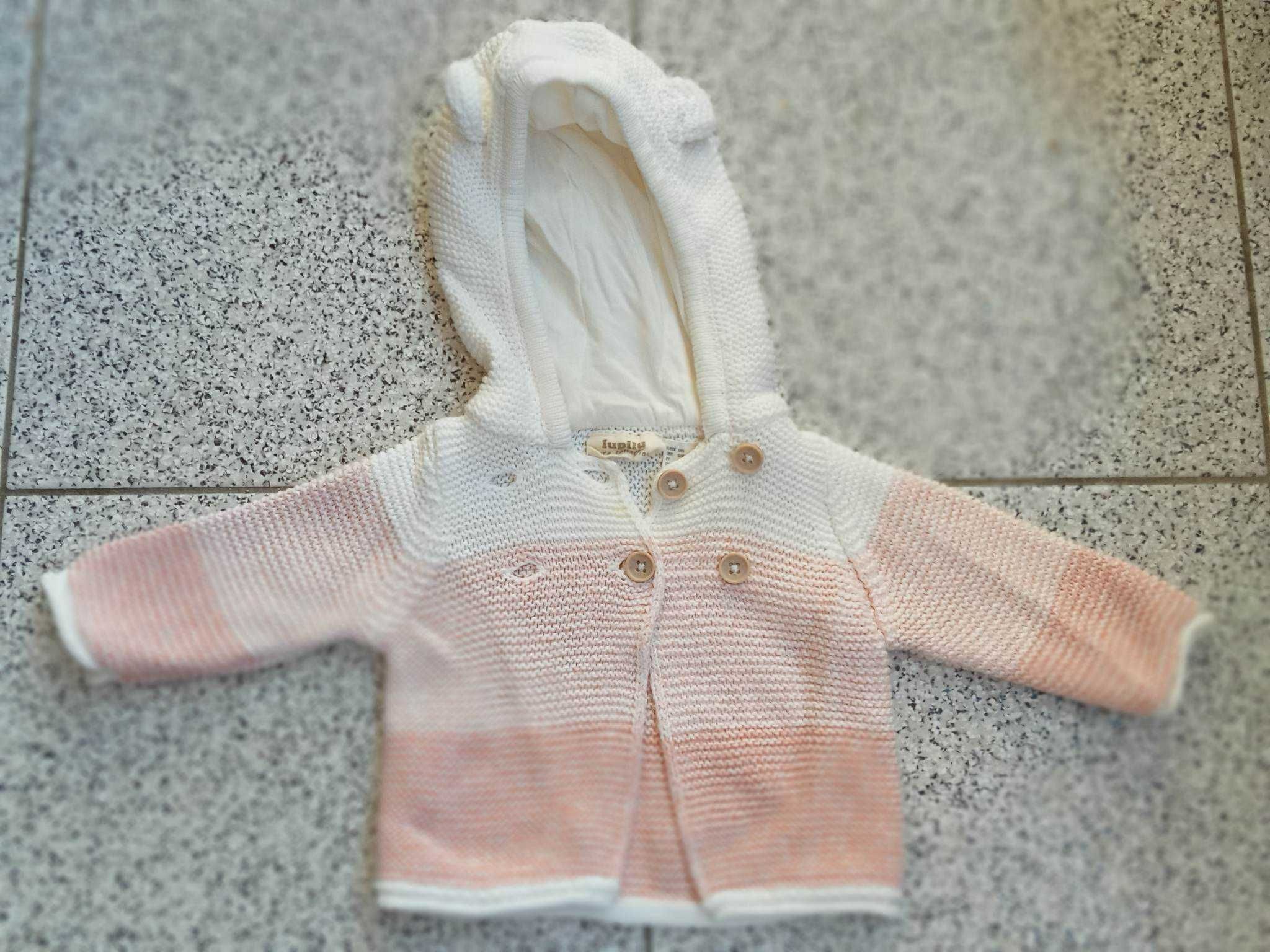 Várias peças de roupa menina 3-6 meses