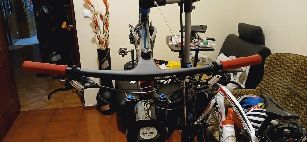 Guiador carbono kocevlo 70mm por 760mm