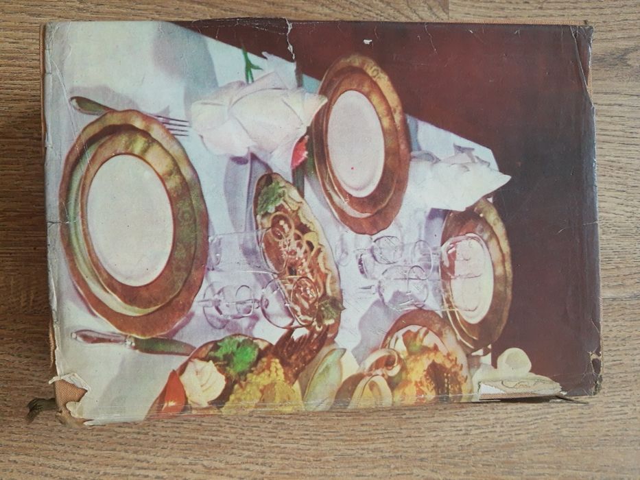 Książka kucharz gastronom wydanie zbiorowe z 1962 roku