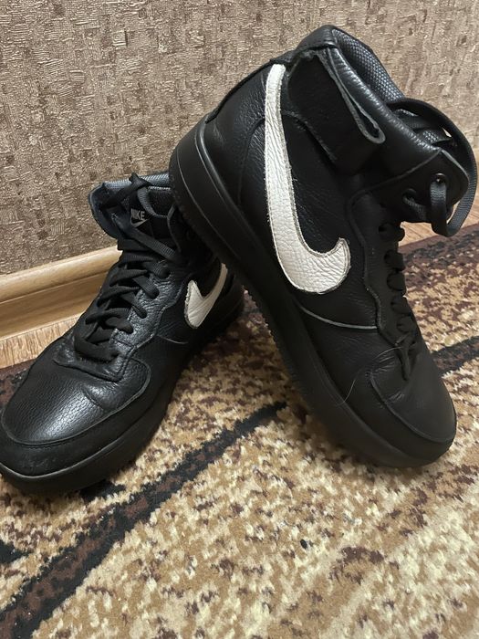 Кросівки Nike зимові розмір 38-39