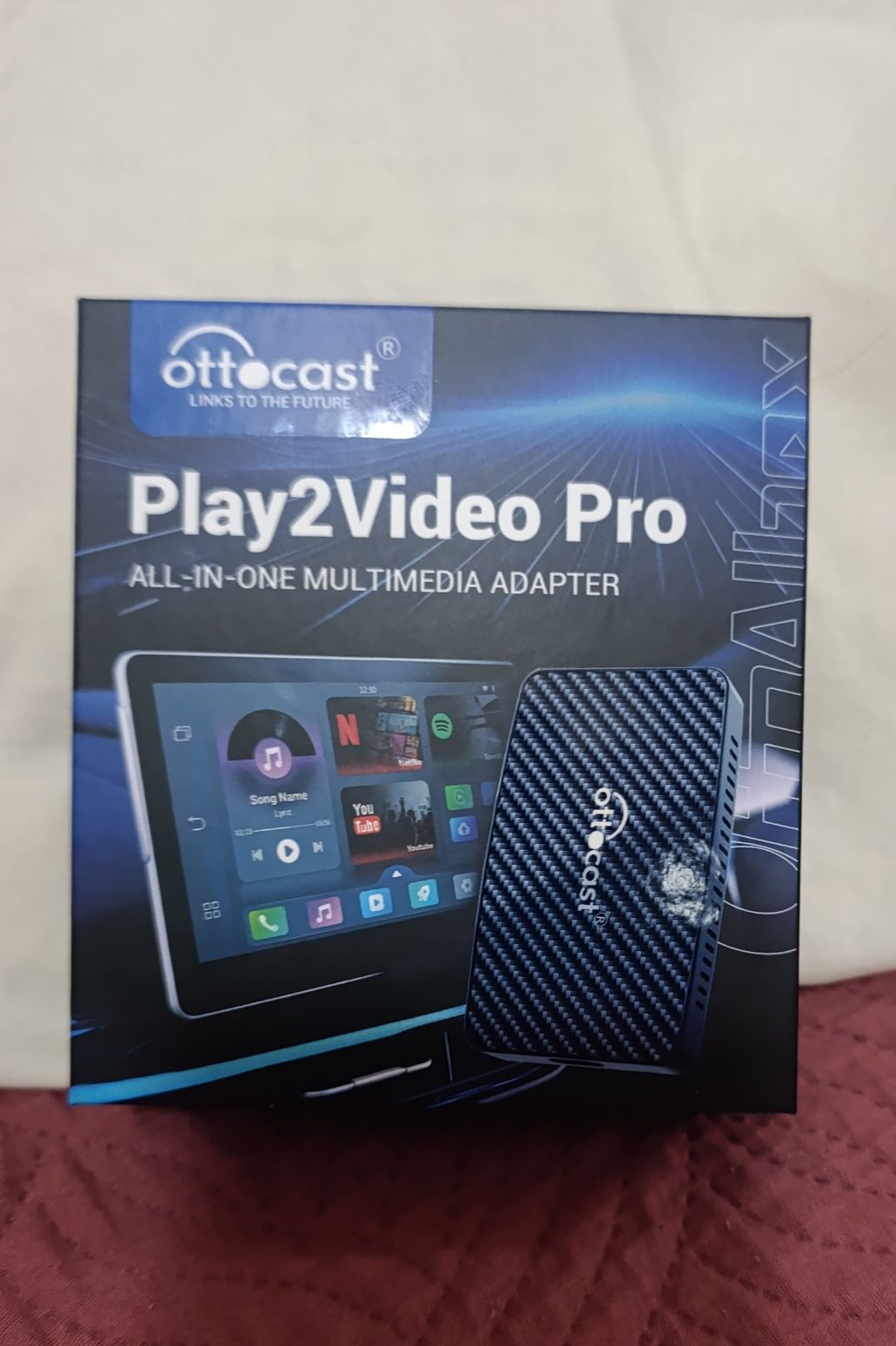 Ottocast-Play2Video Pro.  Podes ver Netflix, YouTube, IPTV, etc...