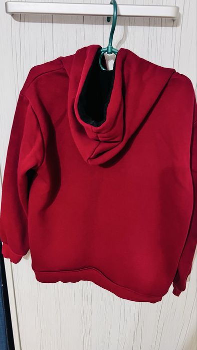 Продам кофтинку для дівчини