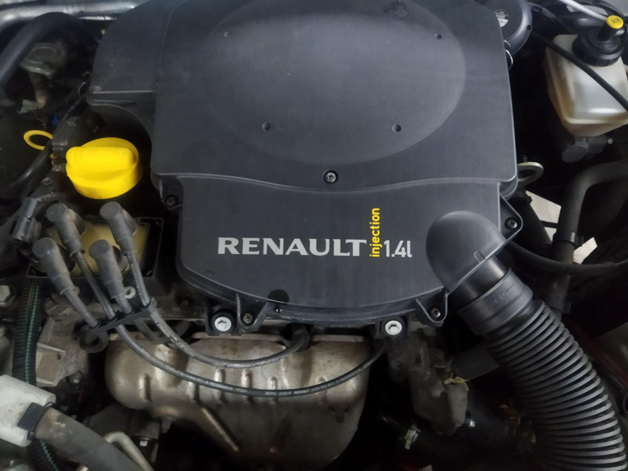 Renault Sandero 2011