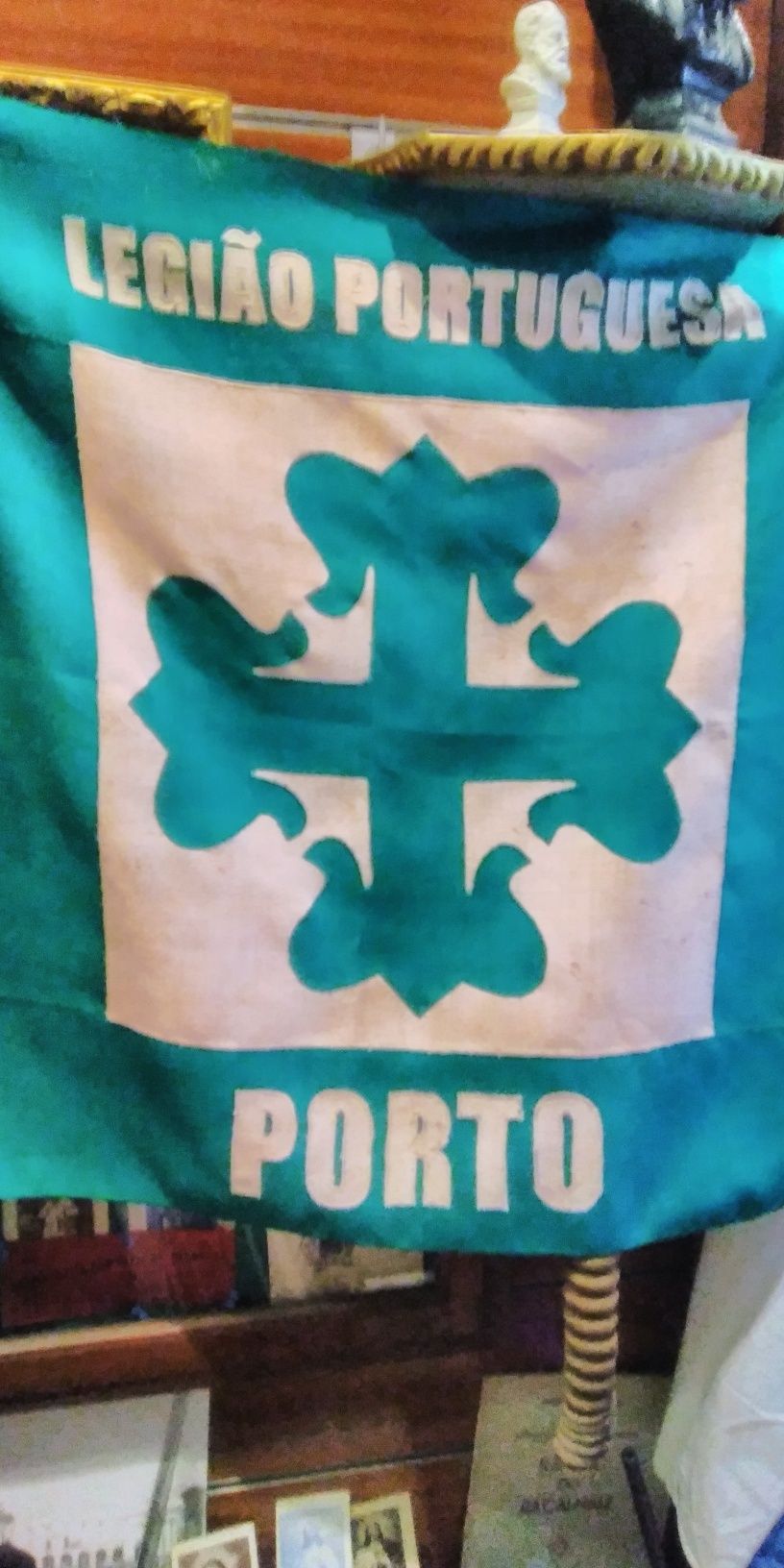 Militaria, Estandarte da Legião Portuguesa ,, Porto.