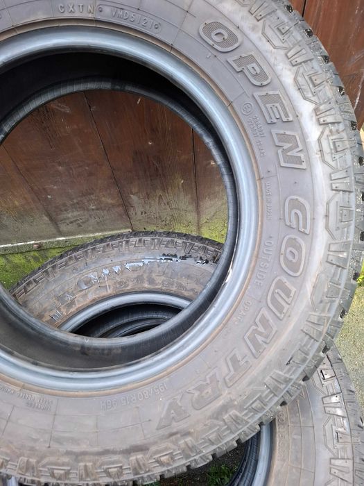 Komplet opon letnich Toyo A/T Plus Open Country 195/80R15