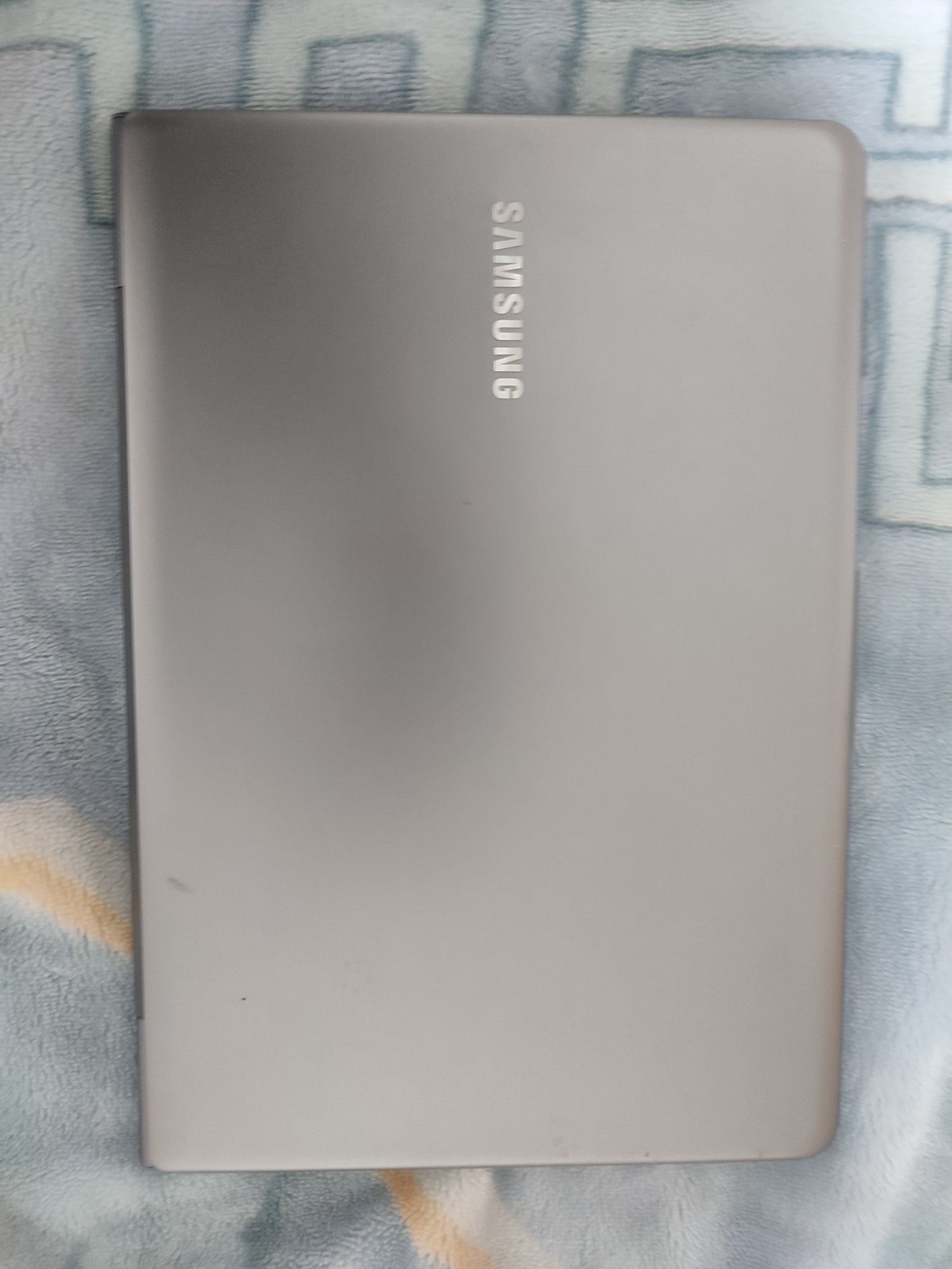 Нетбук Samsung Срочно в отличном состоянии