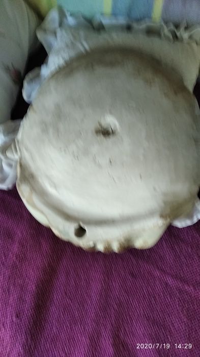 Concha de barro muito antiga