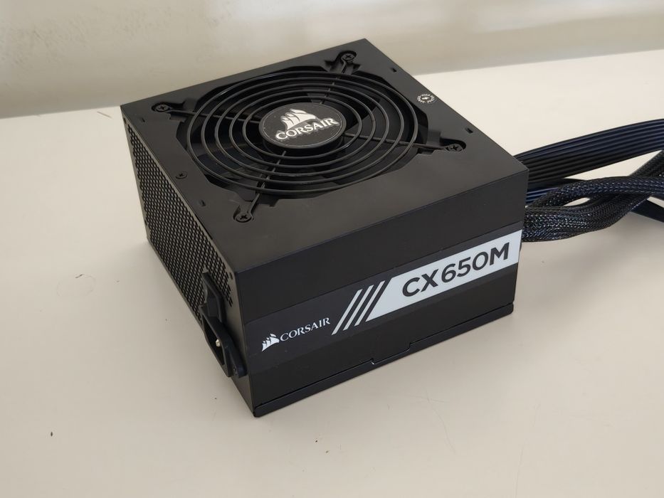 Corsair CX650M Fonte de alimentação (PSU)