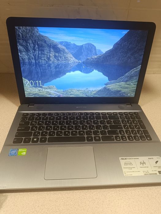 Продам Ноутбук ASUS N541S в отличном состоянии.