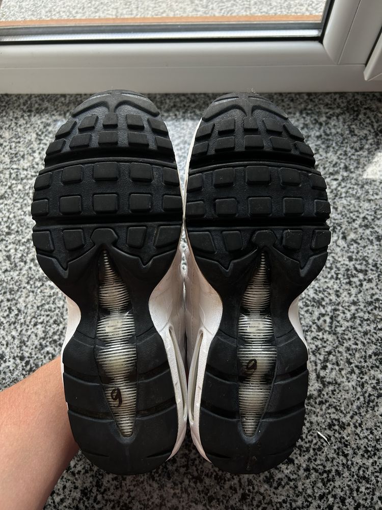 кросівки Nike Air Max 95 ,39 розмір