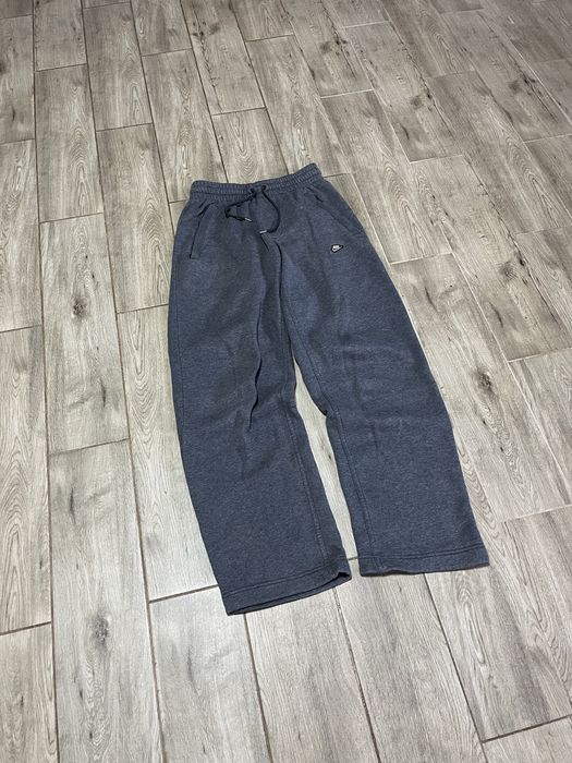 Широкі штани Nike Sweatpants