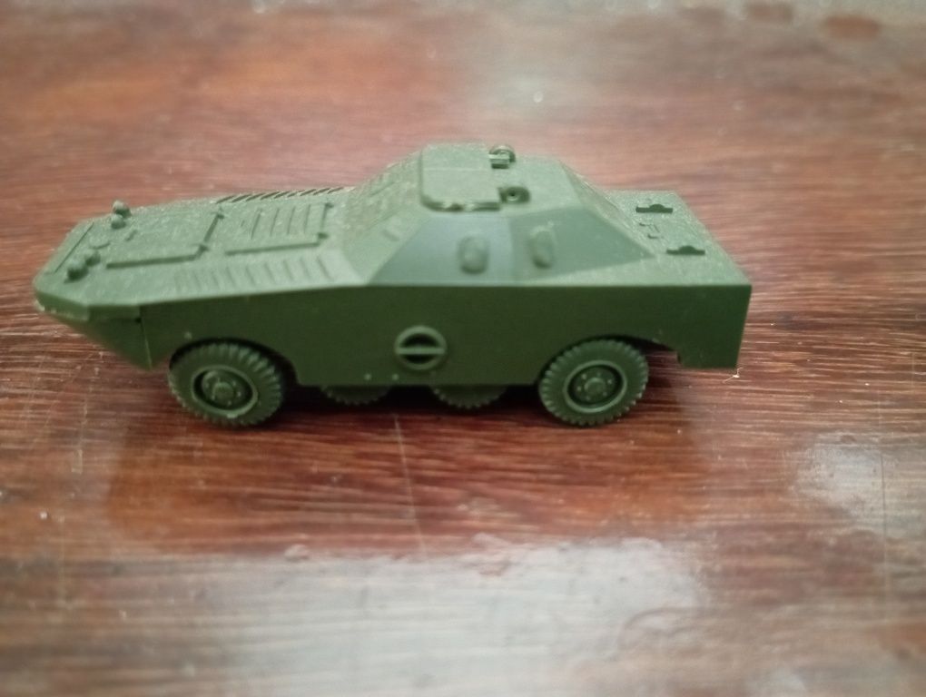 Miniatura HO BRDM-1