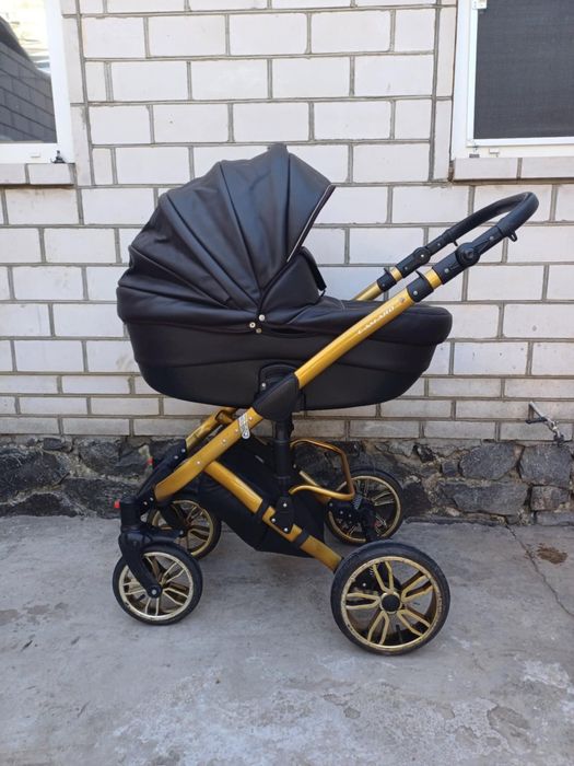 Продам коляску 2 в 1