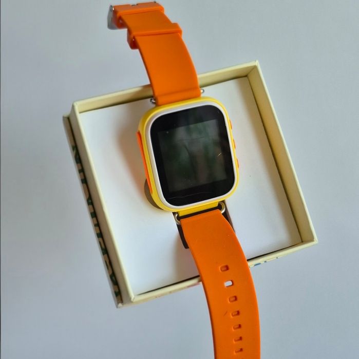 Дитячі смарт-годинник-телефон з GPS трекером Baby Smart Watch