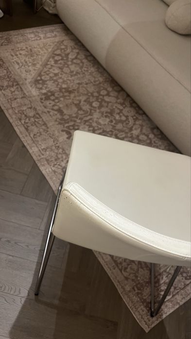 Krzeslo skorazne Bernhard