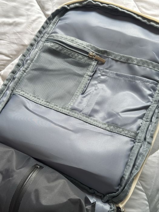 Mochila compartimento vácuo