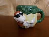Ceramiczny kubek z małpką