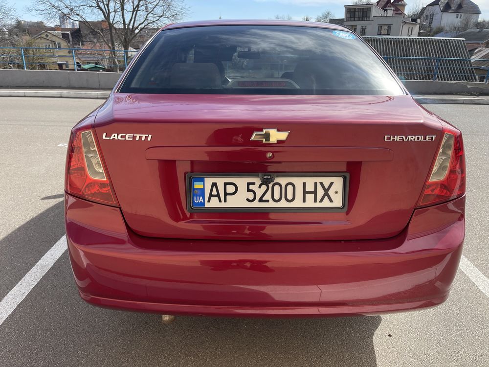 Продам Chevrolet Lacetti Лачетти 2012 года 1,6 газ/бензин