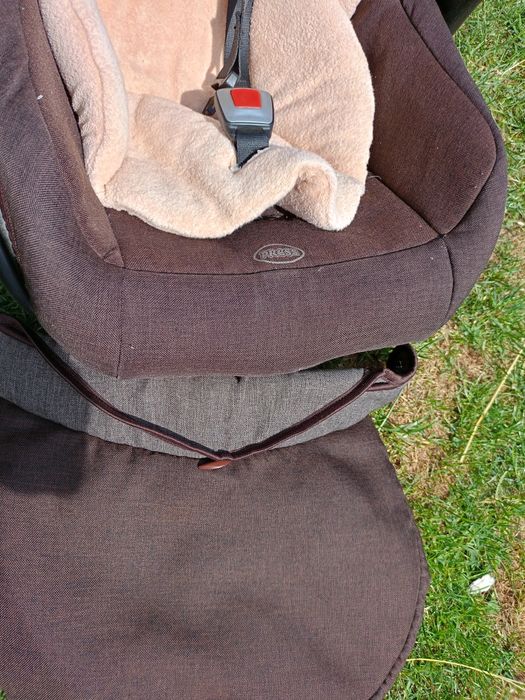 Sprzedam wózek spacerowy