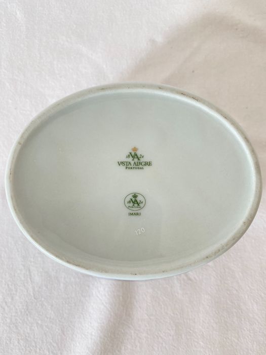 Taça recortada oval Vista Alegre, coleção Imari, perfeita