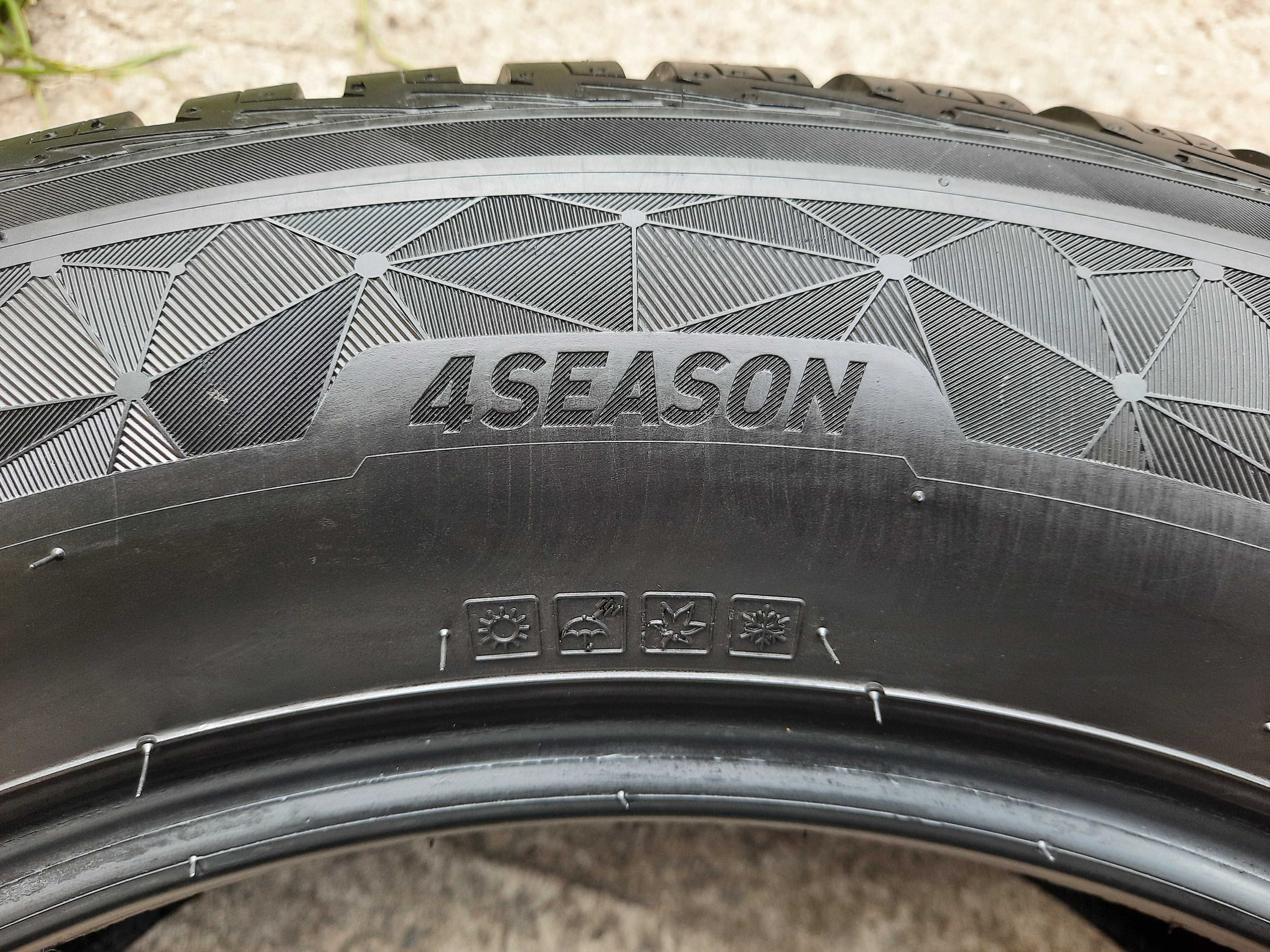 Opony wielosezonowe klasy średniej KUMHO 255/55/19 ok. 6 mm 2021 r SUV