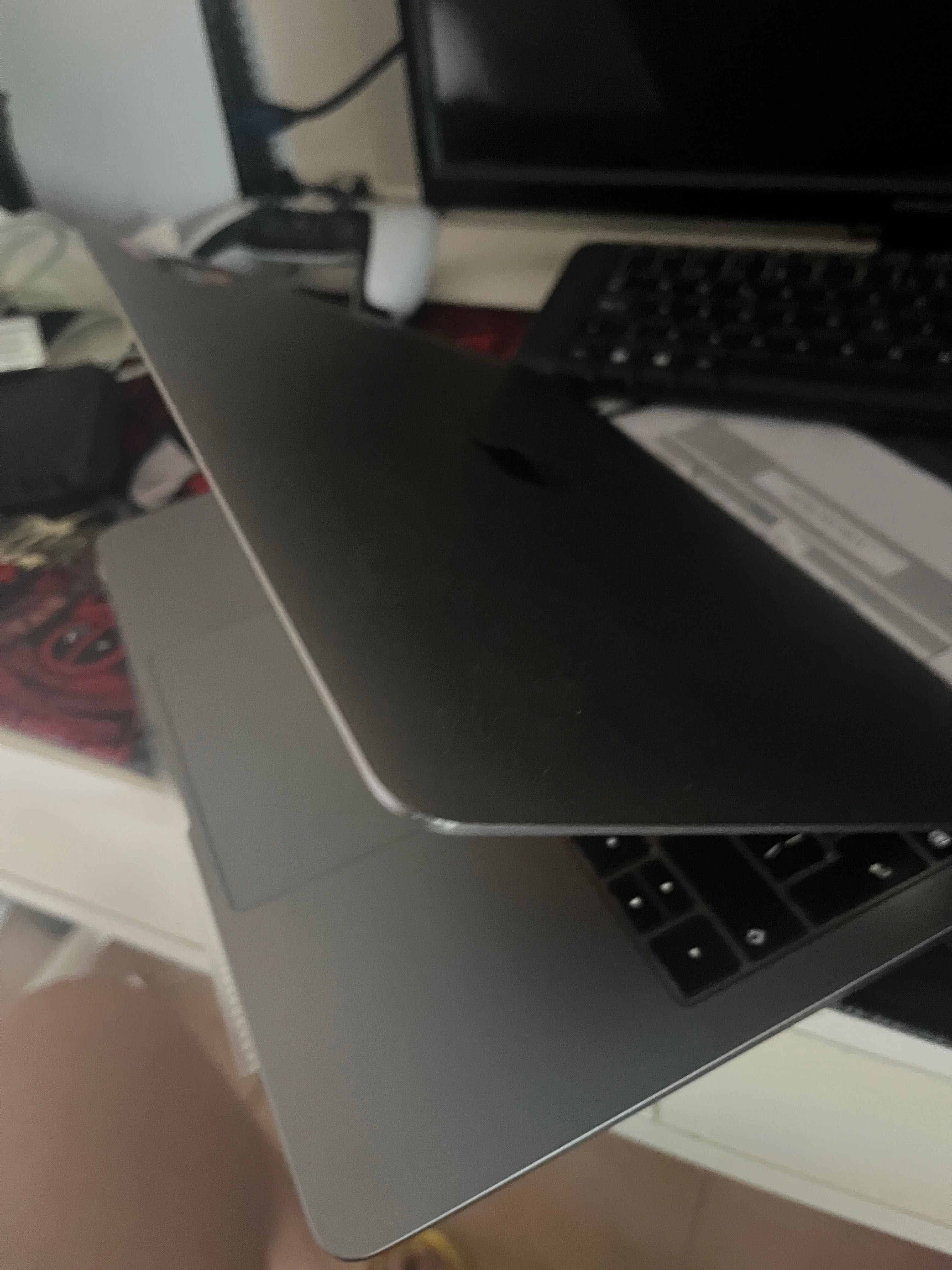 MacBook Air 2020 (só hoje)320€