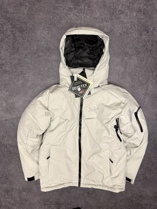 Arcteryx Macai Puffer Jacket white біла куртка пуховик арктерікс макай