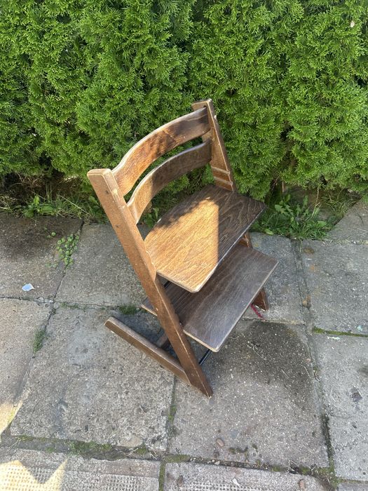 Krzesło dziecięce Stokke – drewniane – regulowane