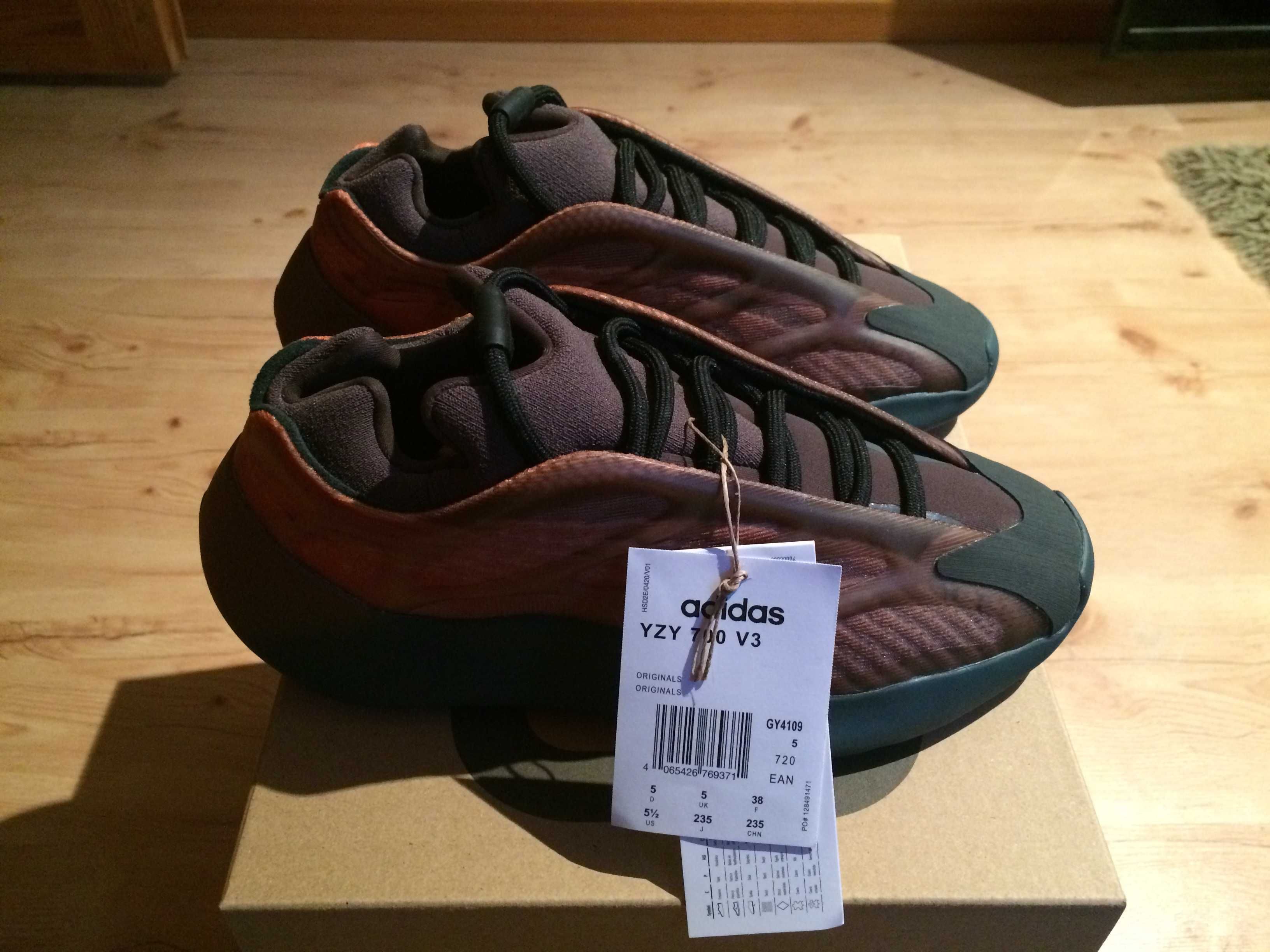 NOWE Adidas Yeezy 700 V3 Copper Fade r.38 (5,5 US)