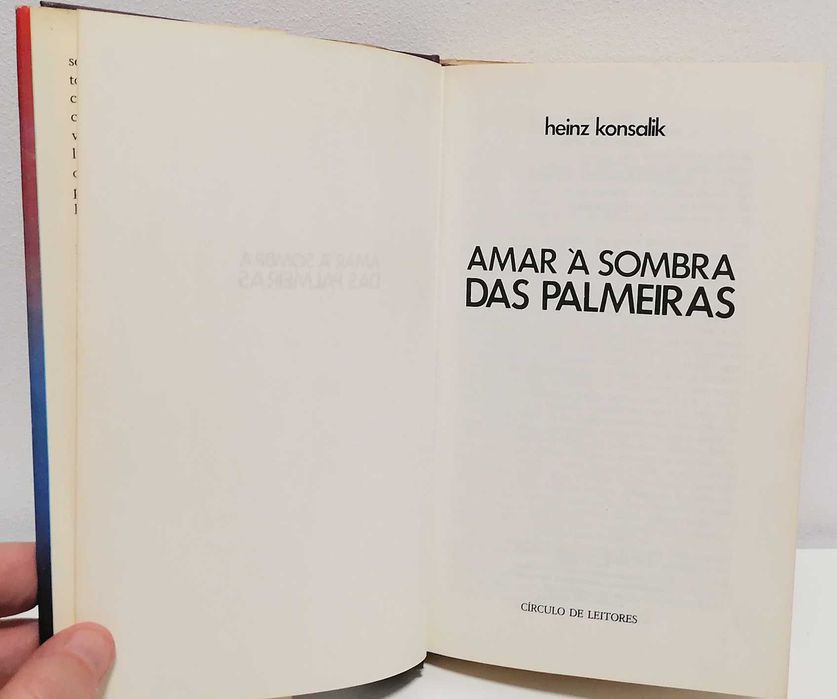 Livro - Amar à Sombra das Palmeiras